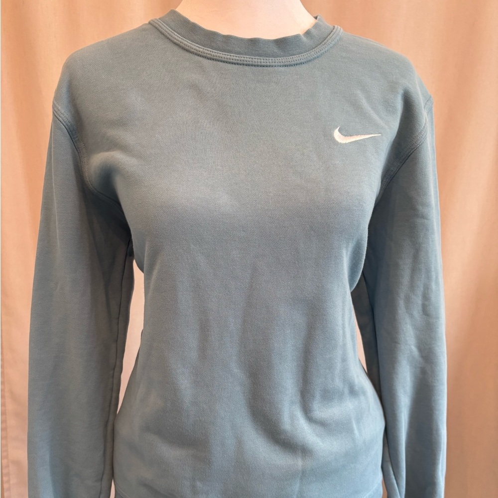 Nike Light Teal Crewneck Sweatshirt with White Swoosh